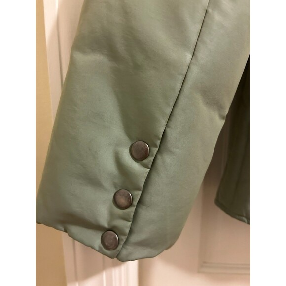 Vintage Larry Levine Down Jacket, sage green iridescent, belted, Puffer Medium - Picture 4 of 8